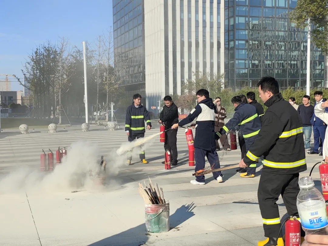 9665b35f5f82434e73b0794daf47ff4d.jpg 9665b35f5f82434e73b0794daf47ff4d.jpg